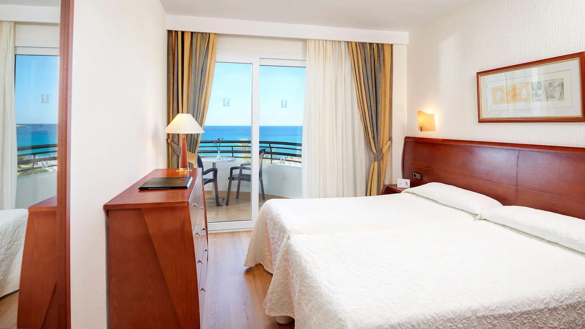Hipotels Dunas Aparthotel Cala Millor